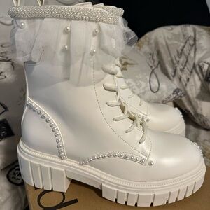Wedding Chic White Pearl Lace-Up Women's Boots